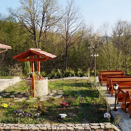 Family Complex Krisbo Отель *