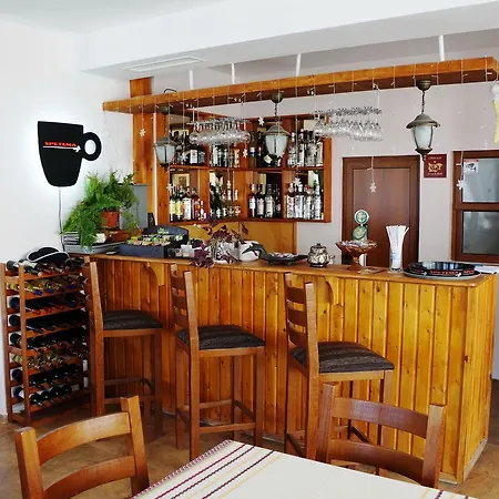 Отель Family Complex Krisbo *