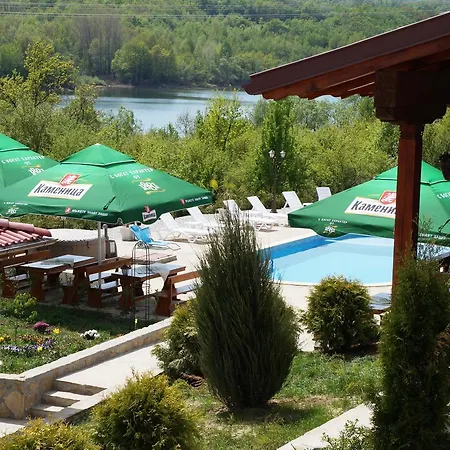 Семеен Комплекс Крисбо Donkovtsi