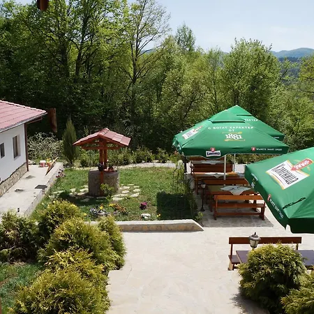 Семеен Комплекс Крисбо