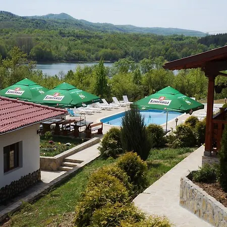 Семеен Комплекс Крисбо *