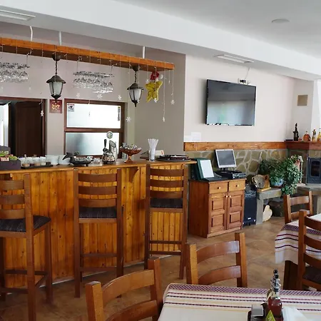 Hotel Семеен Комплекс Крисбо *