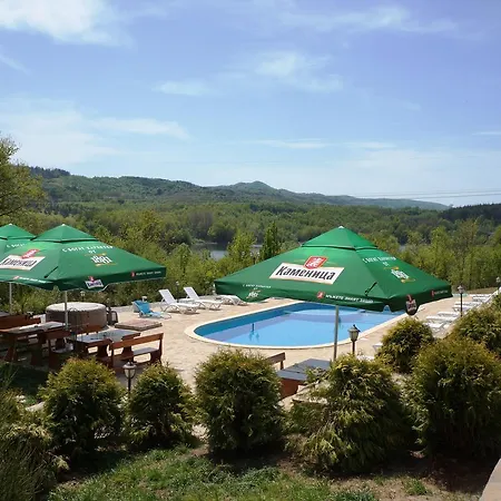 Семеен Комплекс Крисбо Hotel