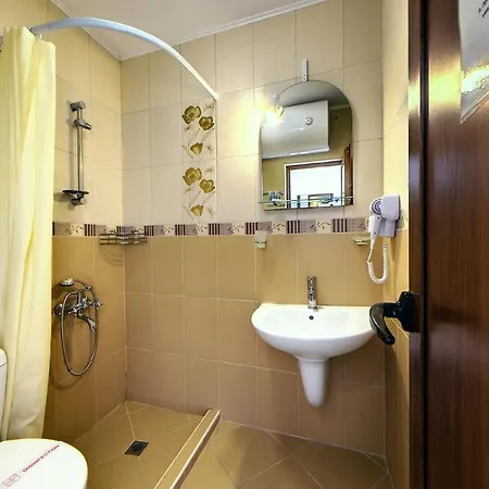 Семеен Комплекс Крисбо Hotel