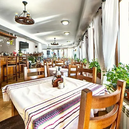 Семеен Комплекс Крисбо Donkovtsi