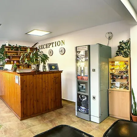 Семеен Комплекс Крисбо *