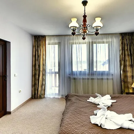 Семеен Комплекс Крисбо