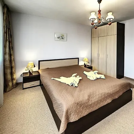 Семеен Комплекс Крисбо Hotel Donkovtsi